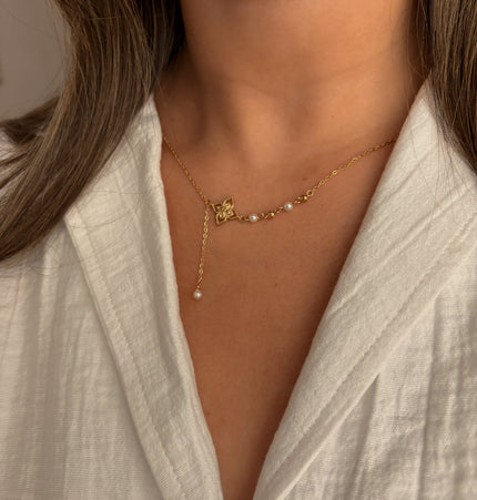 Collar Helena