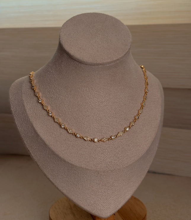 Cadena Olivia