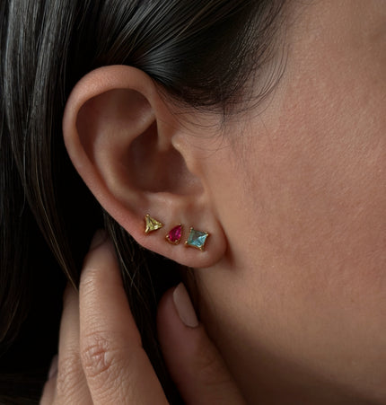 Colors Studs