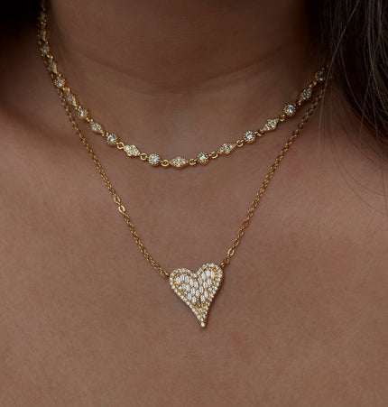 Cadena Olivia