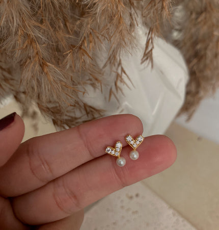 Molly Studs
