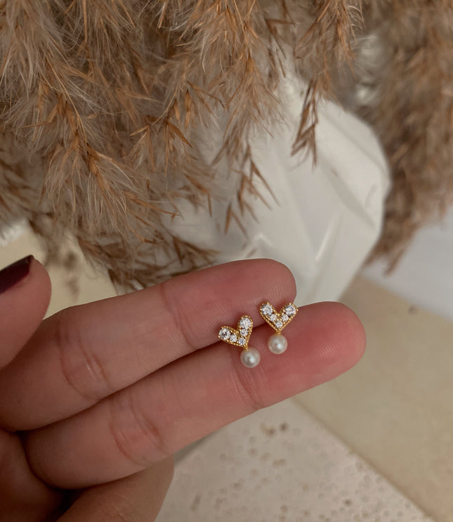 Molly Studs