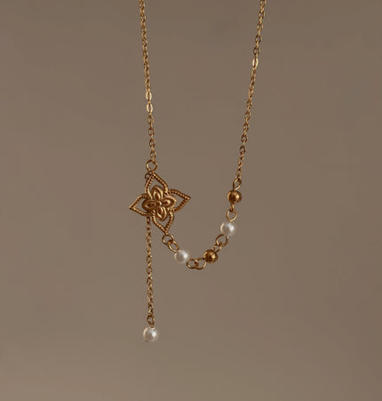 Collar Helena