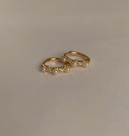 Ariel Hoops