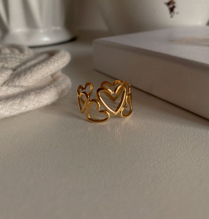Hearts Ring