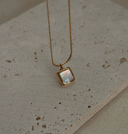 Collar Alma