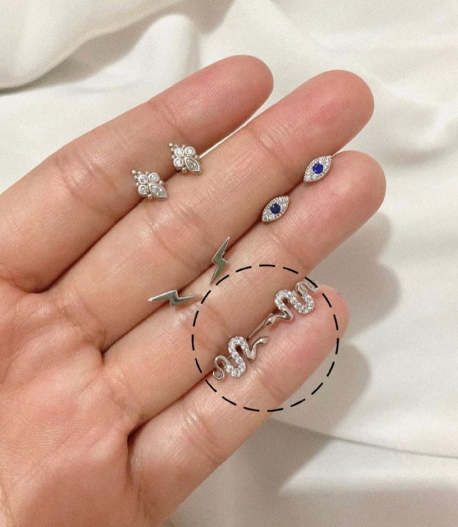 Shiny Snake Studs Silver