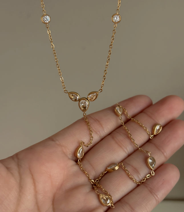 Maribel Lariat