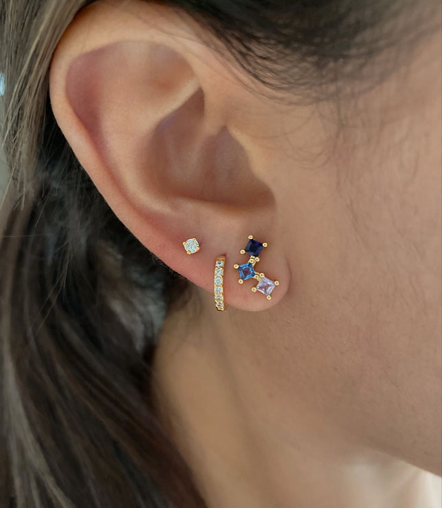 Studs Aura