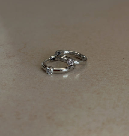 Nubia Hoops