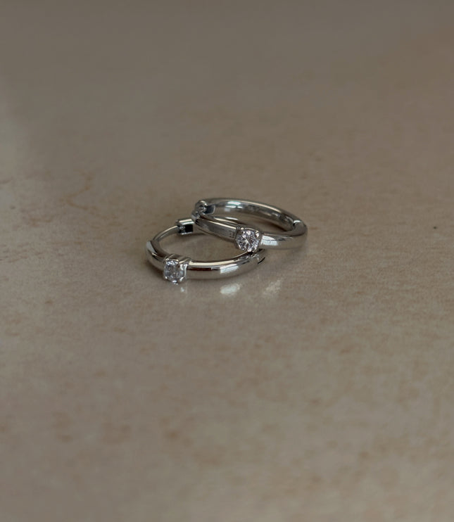 Nubia Hoops