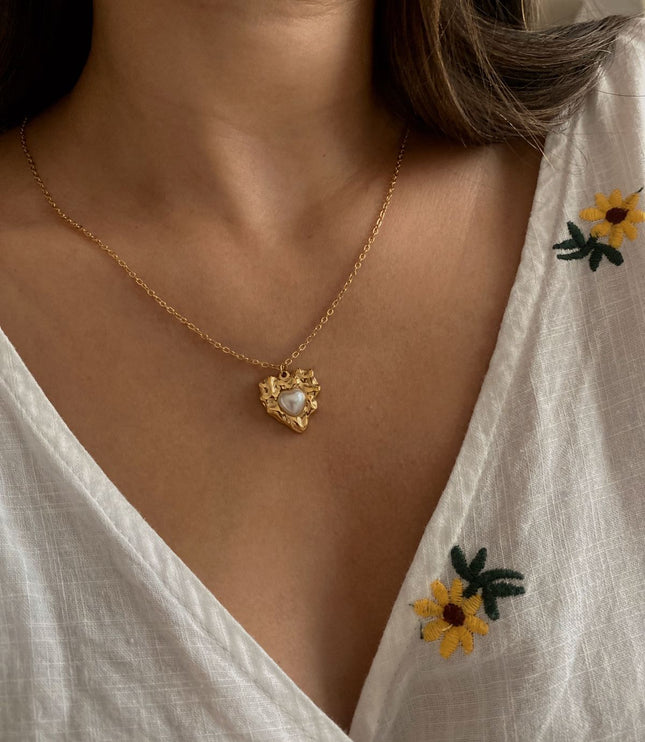 Eros Necklace