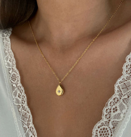 Naila Necklace - Drop