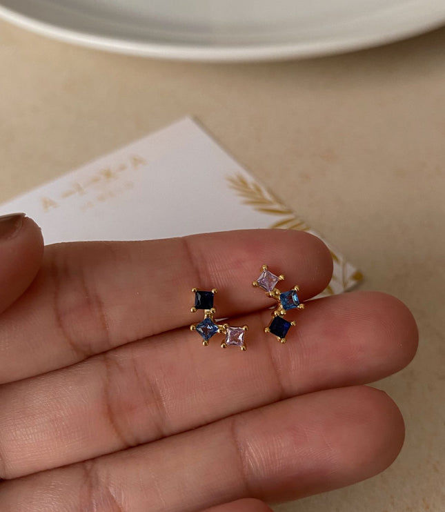 Studs Aura