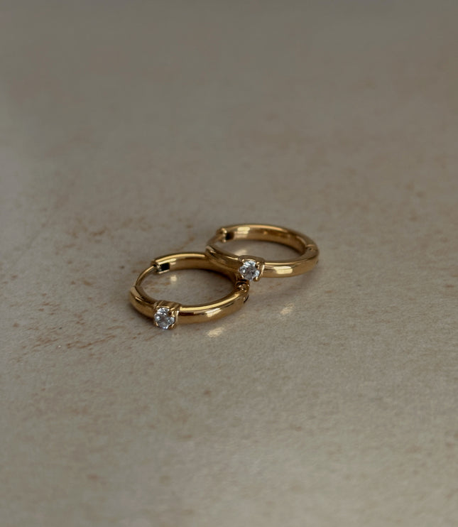 Nubia Hoops