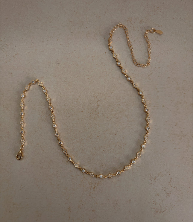 Cadena Olivia