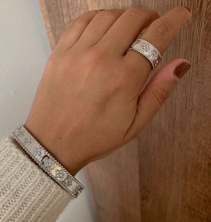 Amanda Bangle Silver