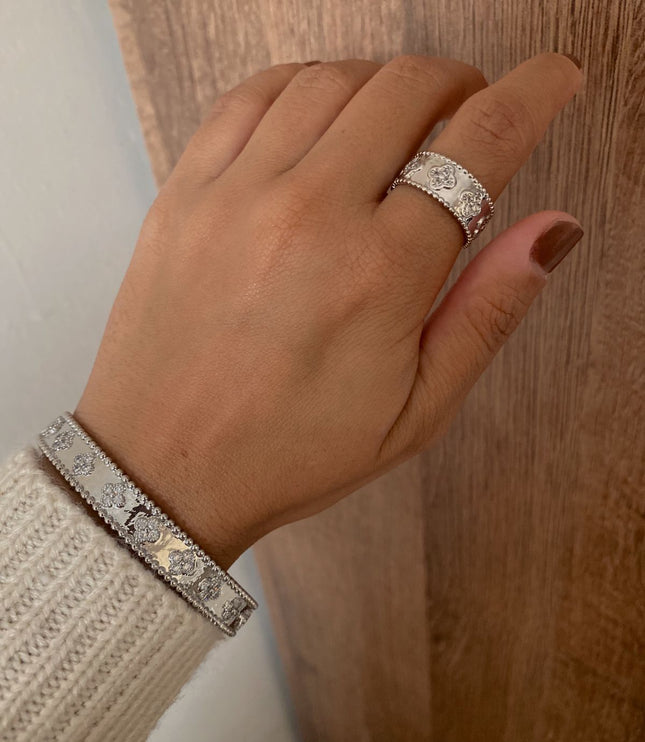 Amanda Bangle Silver