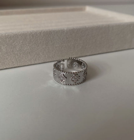 Anillo Amanda