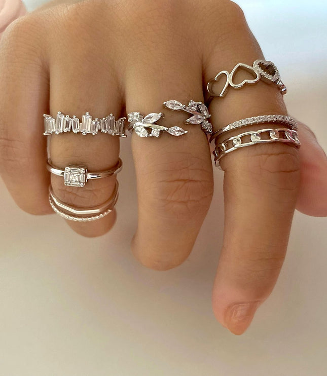 Eliana Ring