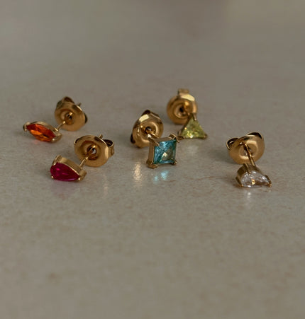 Colors Studs