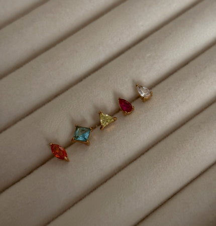 Colors Studs