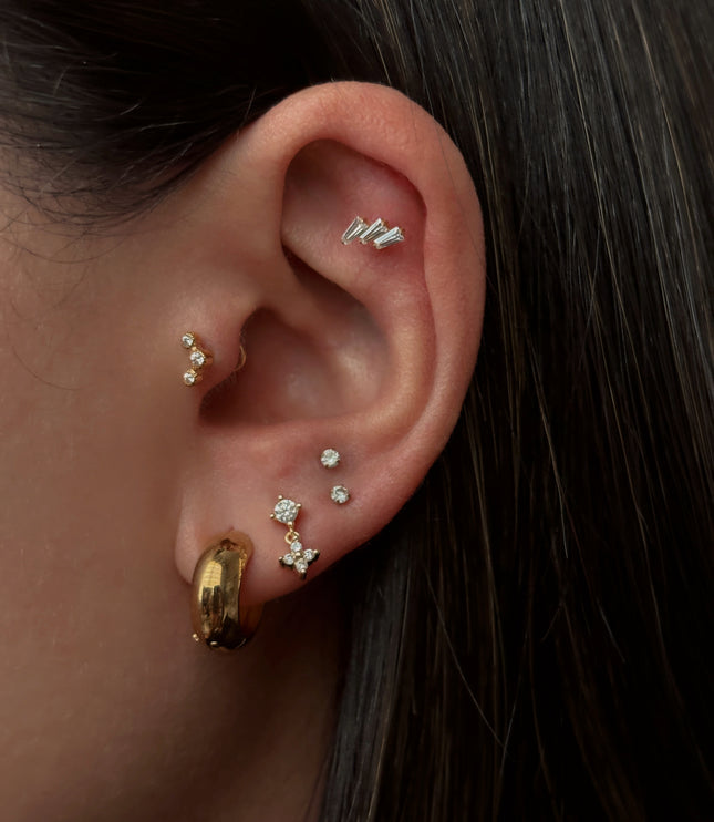 Della Hoops