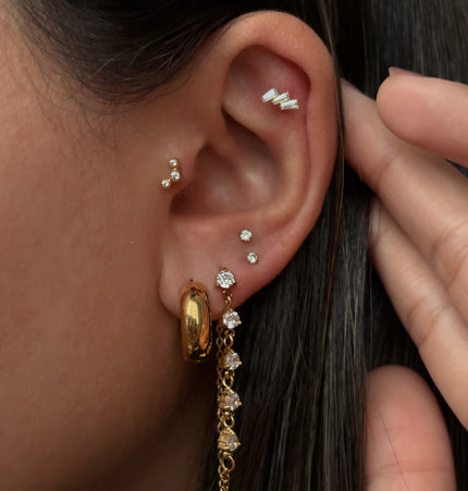 Della Hoops