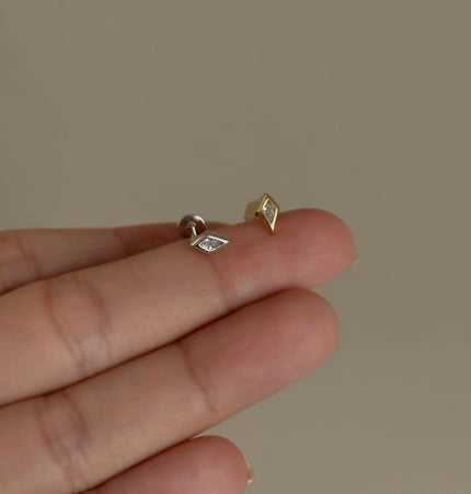 Diamond flat piercing