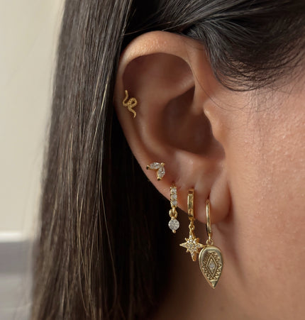 Pendientes Neftis