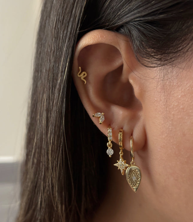 Pendientes Neftis