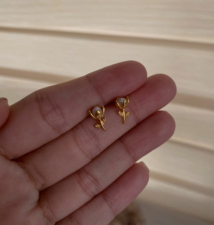 Studs Florecita de perla