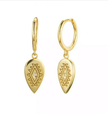 Akila hoops Gold