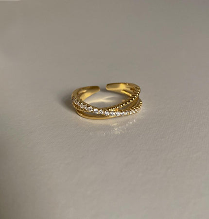 Anillo Cinthia
