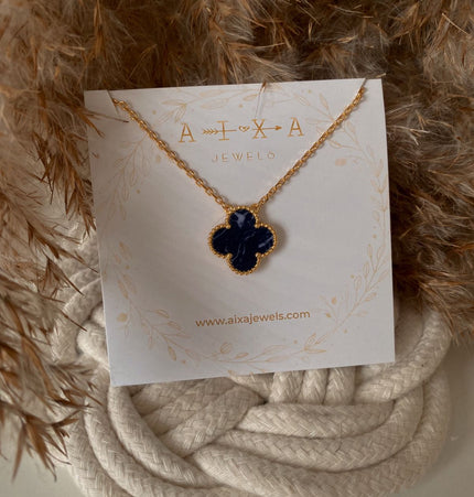 Clover Necklace Gold
