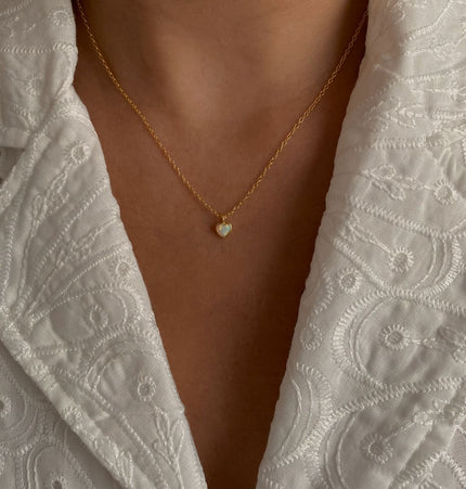 Collar de corazón mini ópalo