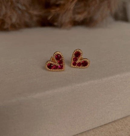 Studs de Corazones