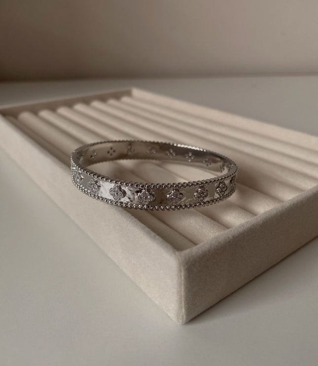 Amanda Bangle Silver