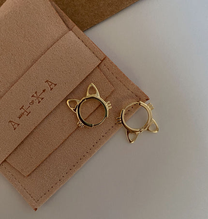 Kitty hoops
