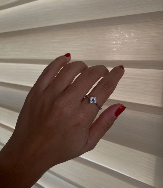 Anillo Dalia