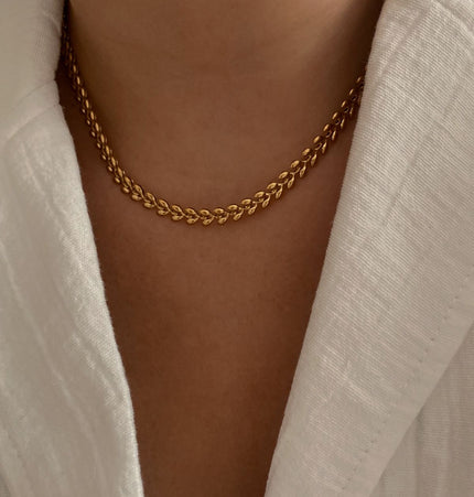 Choker Laurel