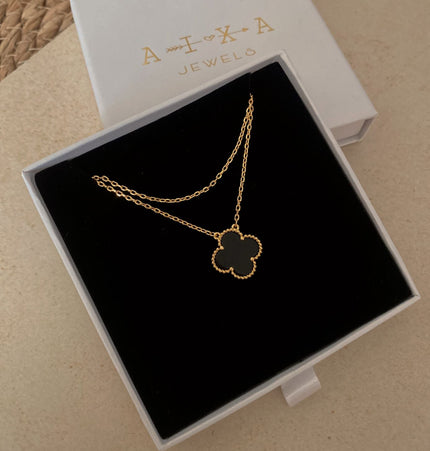 Clover Necklace Gold