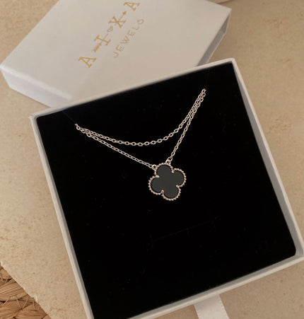 Clover Necklace Silver