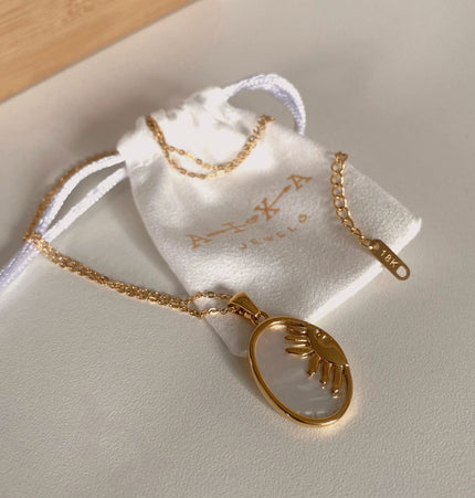 Collar Isaana