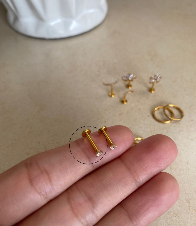 Titanio Dot piercing - Gold 2.5x6mm