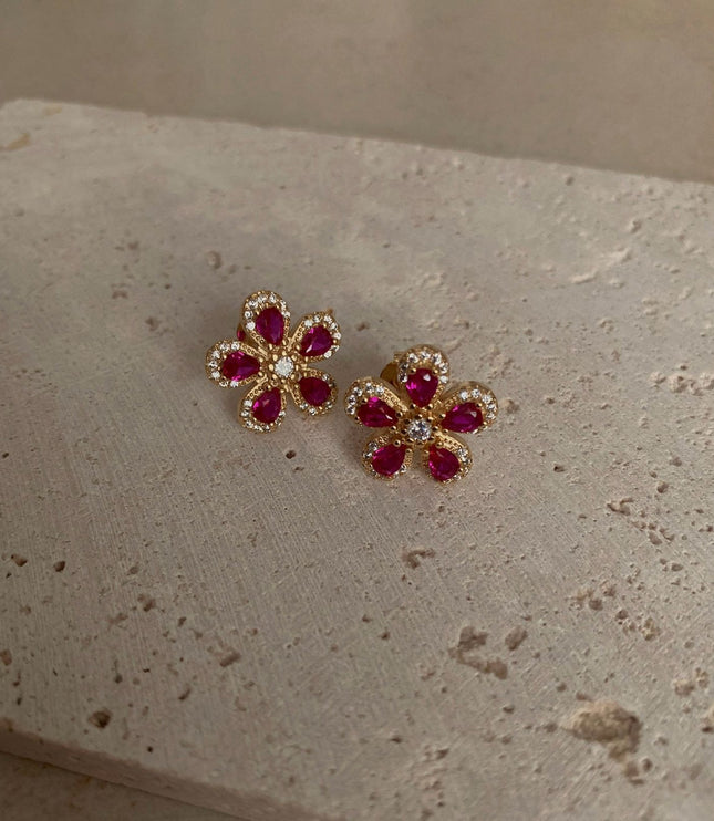 Gabriella Studs