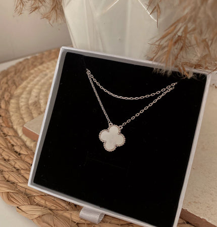 Clover Necklace Silver