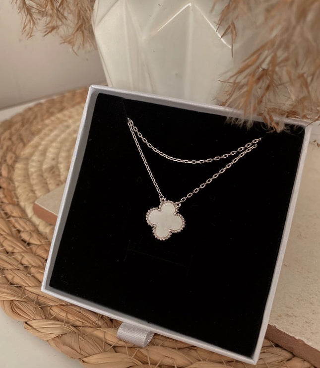 Clover Necklace Silver